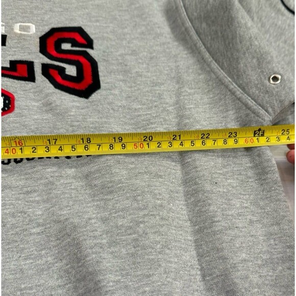 Vintage 1990s Chicago Bulls NBA Embroidered Pullover Sweater Sweatshirt Large - Picture 6 of 8